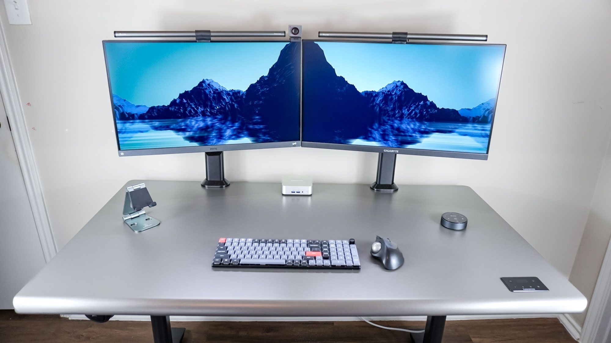 A Side-by-Side Workspace After Years of Ultrawide Use