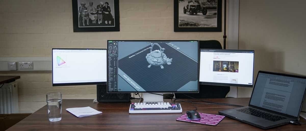 A Shared Stand Can Reduce a Multi-Screen Footprint