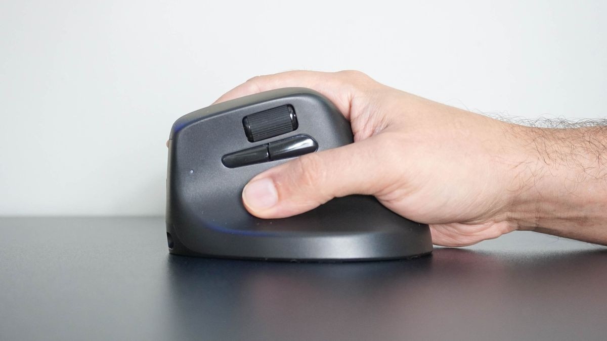 An Upright Mouse Still Needs Clear Travel Space