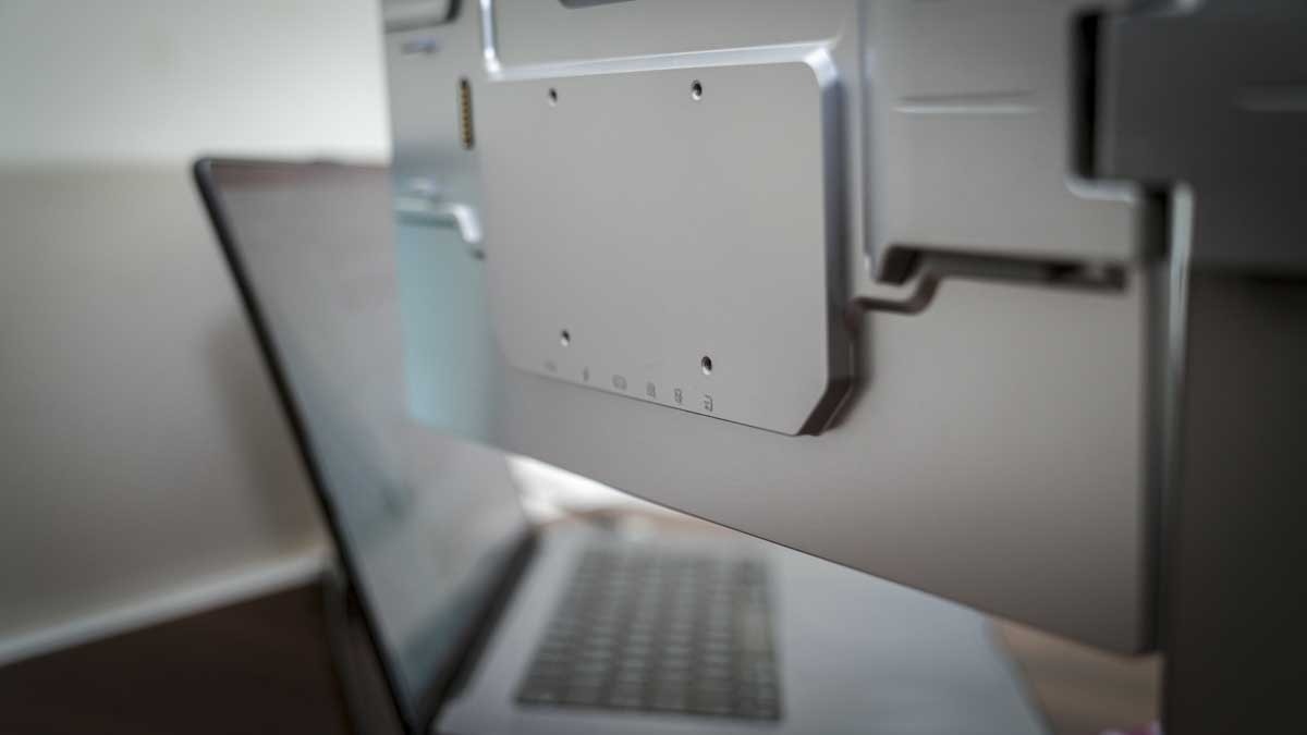 The rear connector area of the TriScreen Pro auxiliary panel, illustrating the modular attachment. Image: Alastair Jennings / Future.
