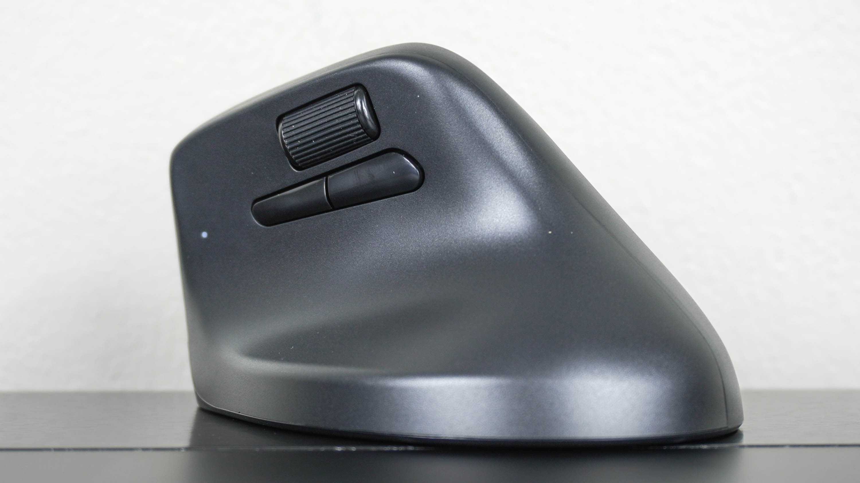 The Keychron M5 thumb-side wheel and two additional buttons. Image: Anthony Spadafora / Future.