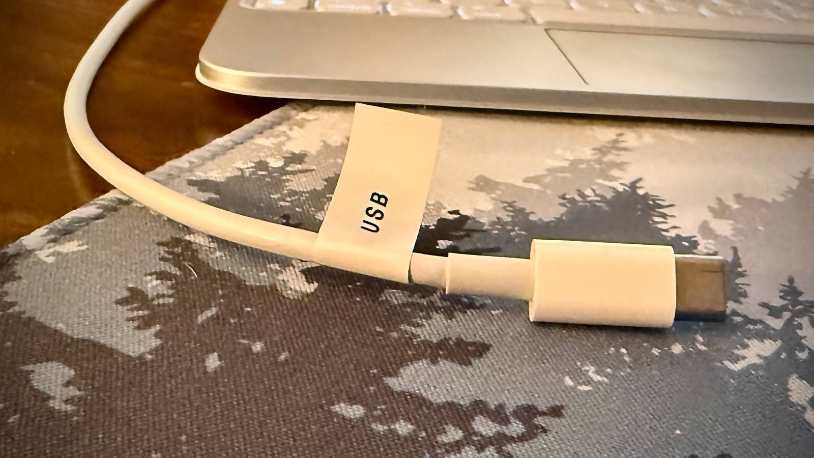 Mark USB Cable Capabilities With Concise Labels