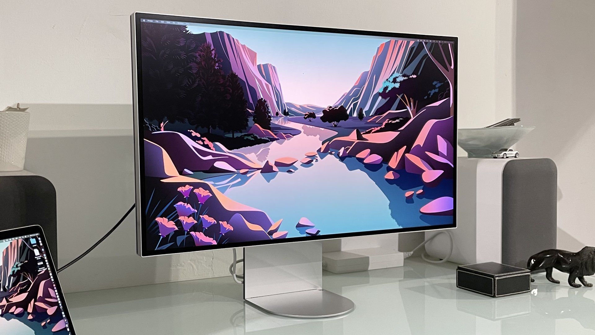 LG UltraFine 6K Evo Combines Adjustable Support with Dense Connectivity