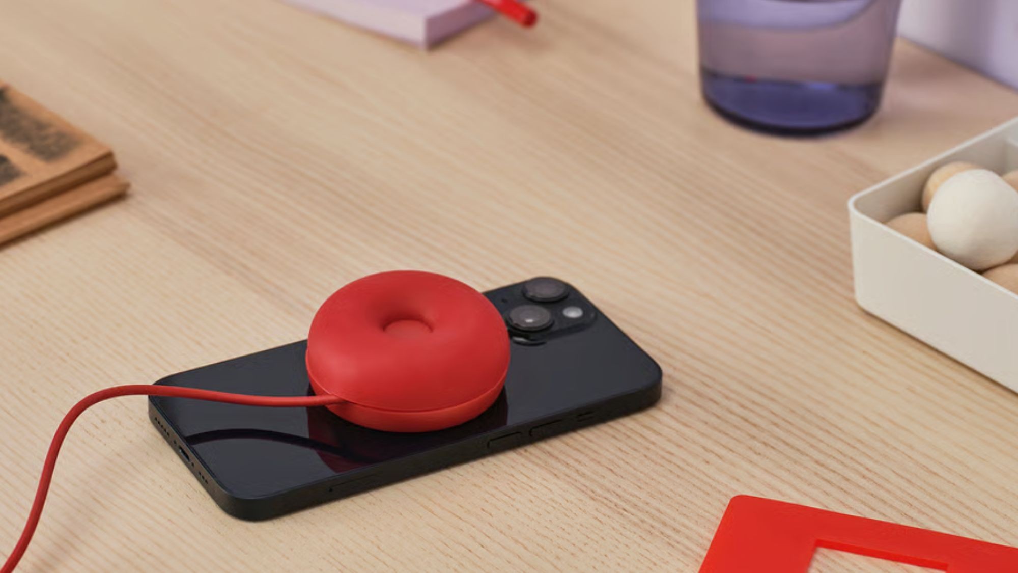 IKEA Vastmarke Tucks Its Input Cable Beneath a Silicone Cover