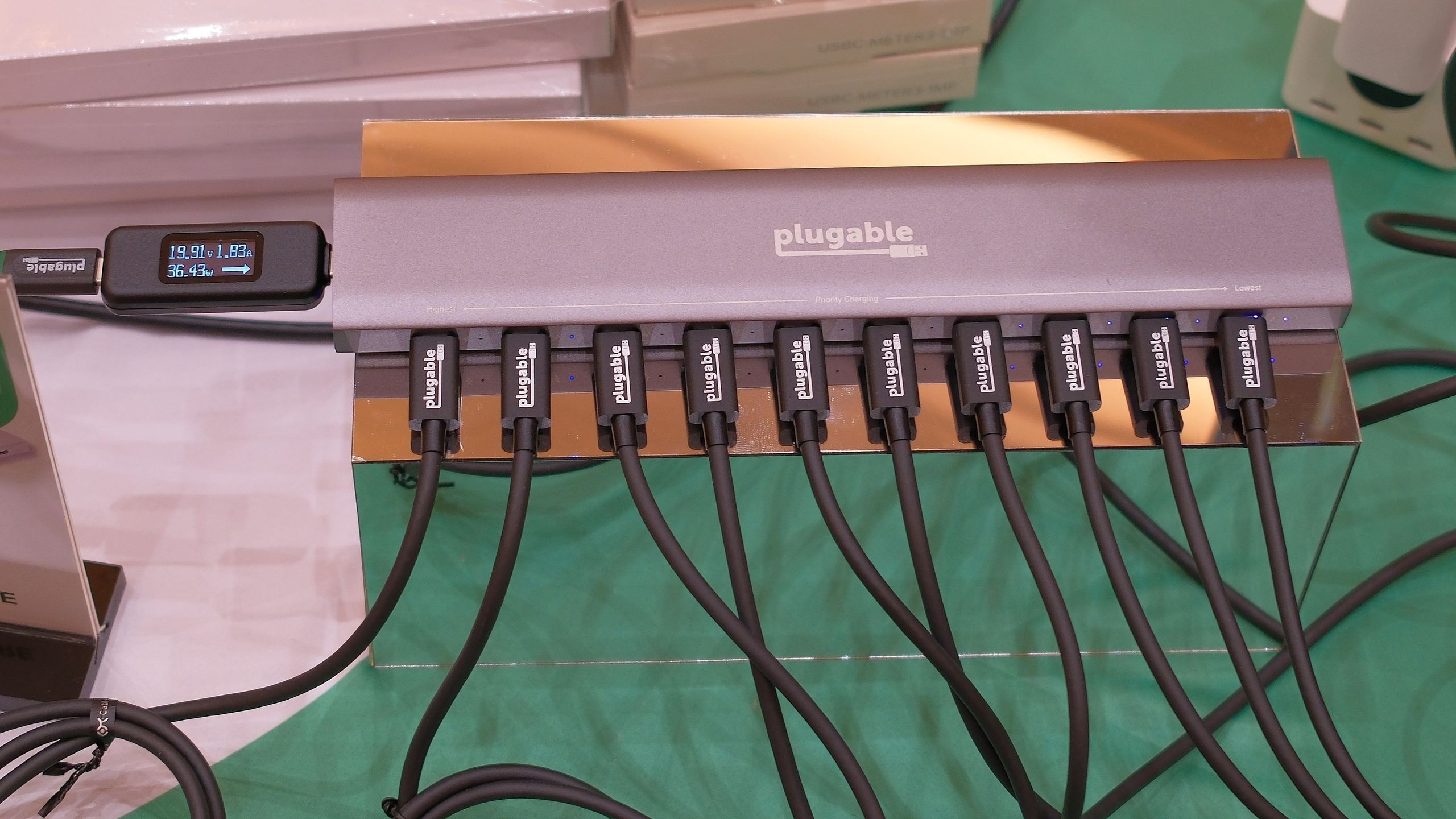 Plugable's Ten-Port Charger Allocates a Shared Power Budget