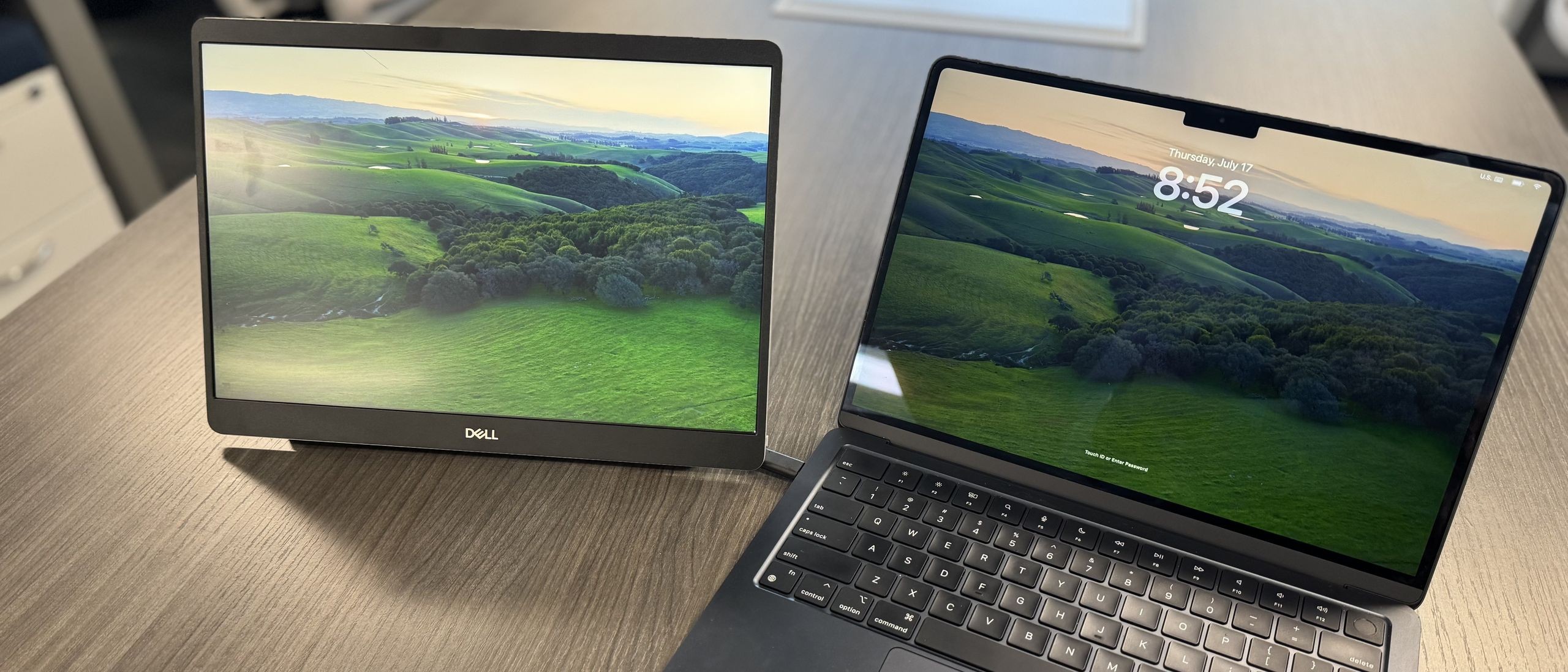 Dell Pro 14 Plus Places USB-C on Both Sides of Its Stand