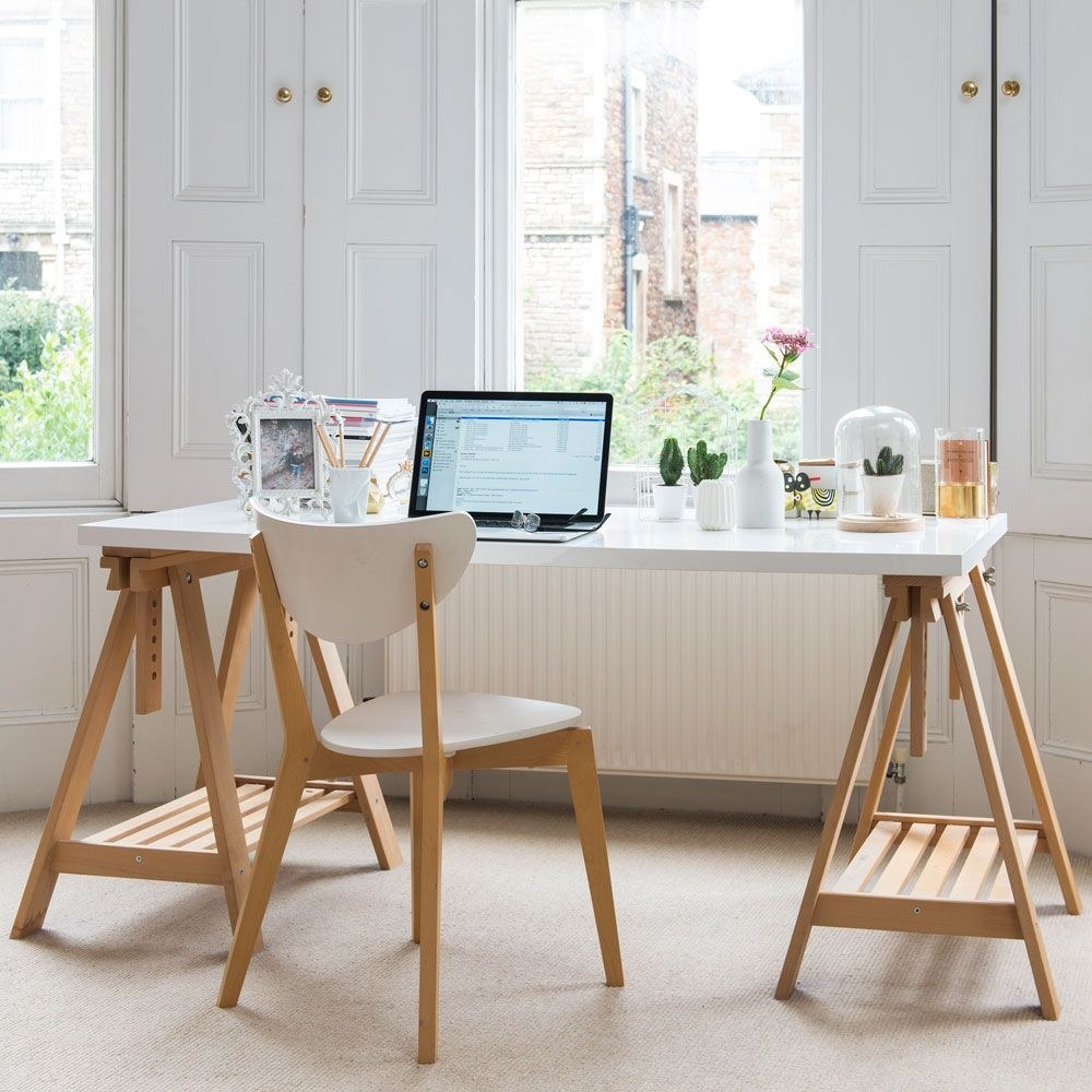Use Under-Desk Light to Define the Working Area