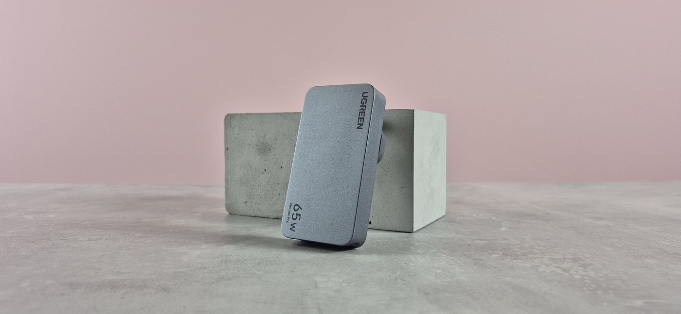 UGreen's Ultra-Slim Adapter Needs a Cable Route That Does Not Rock It